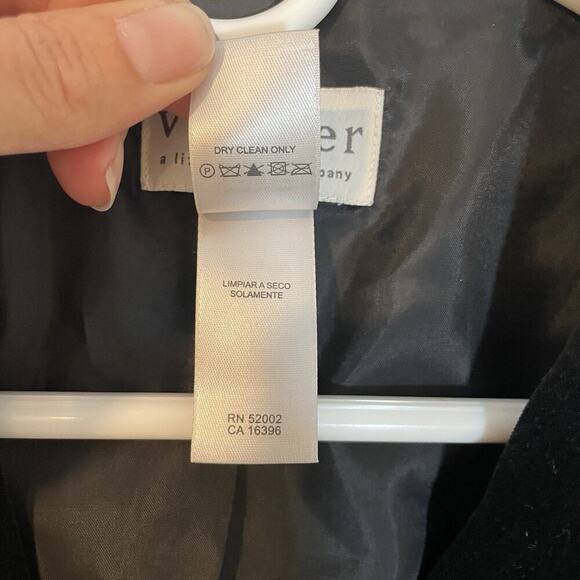 Liz Claiborne Velvet Blazer 4-Button Single Breasted Black Lined Pockets Size 10 - Picture 6 of 8